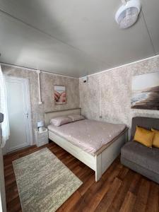 Onatah guest house