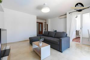 Riviera Del Sol Apartment