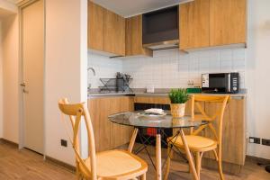 Chic Las Condes 1BR1BA Pool & Gym for 3 Guests