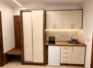 Arbneshi Apartments