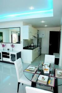Siam Royal View Resort Apartment 1120
