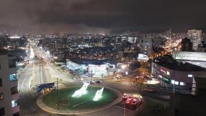 Excelente apartamento, 2 hab. con vista única UIO