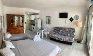 Cozy Studio in Malaga with Extra Beds