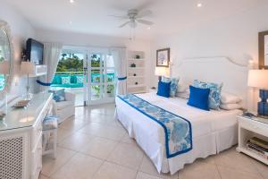 Garden and Pool Views - Glitter Bay 310 1 bed