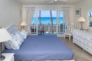 Beachfront Bliss with Spa Pool - Reeds House 9