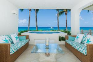 Beachfront 1-Bed with Spa Pool - Reeds House 9