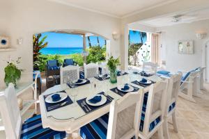 Private Beachfront Oasis - Reeds House 1 3 bed