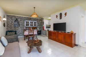 Anabela Apt