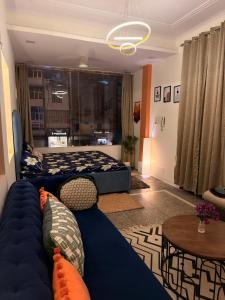 AP Luxe Stays 2BHK Retreat Home Theater