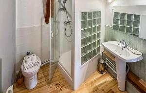 1 Bedroom Beautiful Home In Les Cabannes