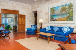 Traditional Beachfront Style - Clearwater