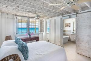 Charming Beachfront Villa - Sunset Reach