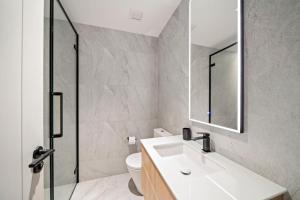 Luxury Romantic Beachfront Condo - Allure 102