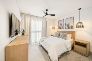 Your Perfect Beachfront Escape - Allure 205