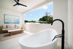 NEW villa with plunge pool 3 mins to beach - Sorrento 10 2 bed