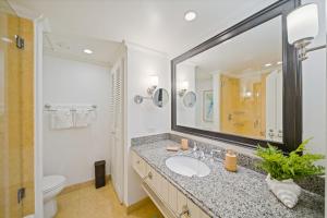 Beachfront with resort pool - Glitter Bay 414