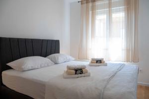 Place for 2