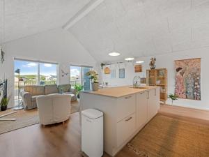 Apartment Ila - 350m from the sea by Interhome