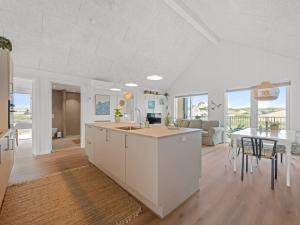 Apartment Ila - 350m from the sea by Interhome