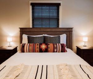 Pet-Friendly Cabin with a Private Hot Tub in Bostic, North Carolina