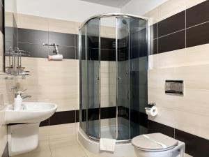 MARGI City Aparthotel