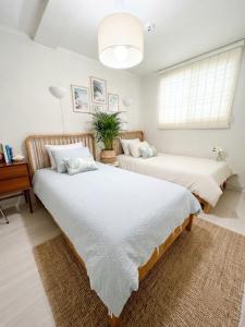 MAPO 1F, Modern Hinoki-Wood Hanok 2Rm , 3Bed
