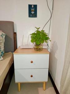 Affordable Family Studio Condo near Mactan Airport by A&C