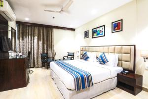 Bluestone Nehru Place by The Cosy Hotels