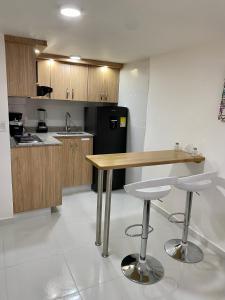 Loft independiente con excelente ubicación en laureles