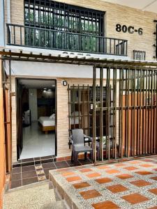 Loft independiente con excelente ubicación en laureles