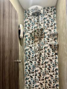 9 mins to BTS Bunker Bed Private Room Share Bath
