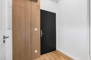 BNB Zahradnicka Apartment with Parking and Balcony