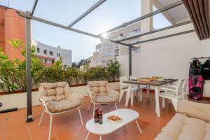 Seabreeze Duplex – Beach & Terrace