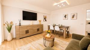 Atlantic Beach Apartment