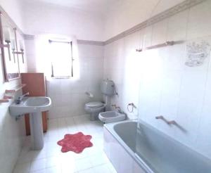 Cozy Villa near Arrifana Beach