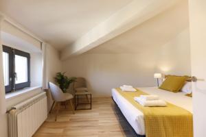 Bravissimo Abeuradors, 3 bedrooms in the Barri Vell