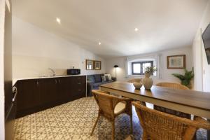 Bravissimo Abeuradors, 3 bedrooms in the Barri Vell