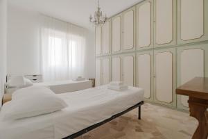 GuestHost - Spacious Terrace Flat X7 MM2 Udine