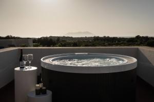 Villa Elisa, jacuzzi & sunset terrace