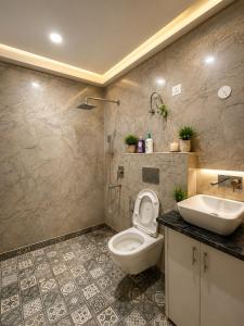 Private Rooftop Apartment near World Street - Skyline 81 by Vistara Stays - Faridabad