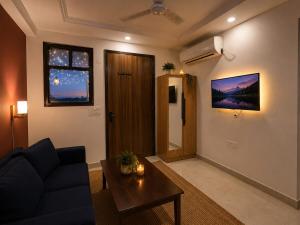 Private Rooftop Apartment near World Street - Skyline 81 by Vistara Stays - Faridabad