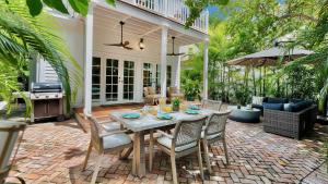 Trumans Trove by Last Key realty