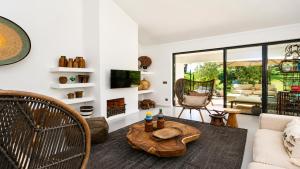 Villa Romeu & Julieta, with "heated" pool by Cleverdetails in Vilamoura