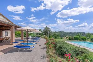 Villa Aura