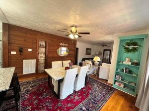 Salt and Oak Charming Southern