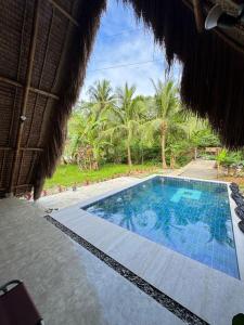 Private villa with pool w 2 bedroom & Starlink