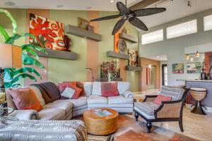 Extended Getaway in the Heart of Palm Desert
