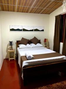 Yasindu Riverfront Villa