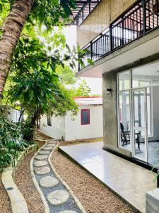 Yasindu Riverfront Villa