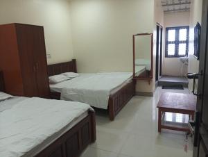 PG Mahal & Residency Mahal & Residency